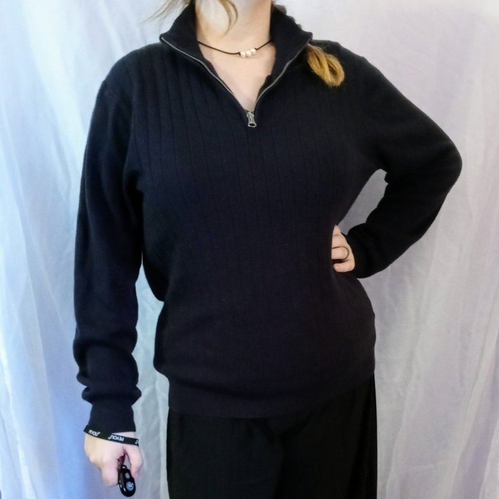 Navy blue Dockers pullover